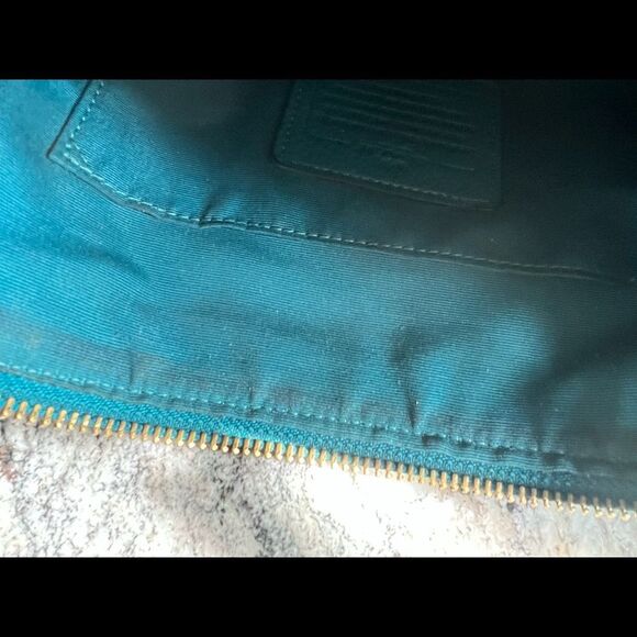 COACH  Horse & Carriage Green Handbag Purse - Picture 14 of 16